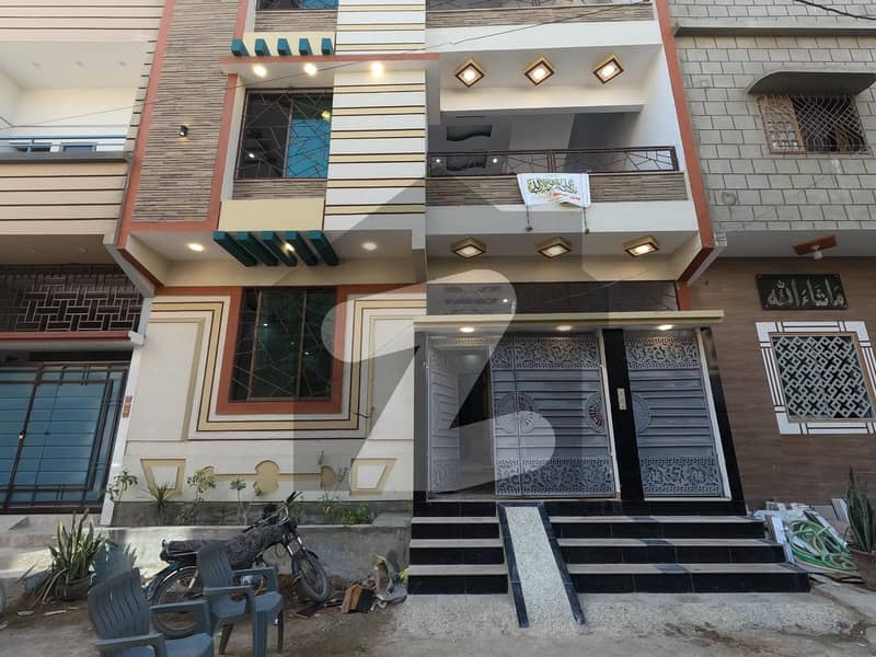 ماڈل کالونی - ملیر ملیر,کراچی میں 6 کمروں کا 5 مرلہ مکان 3.3 کروڑ میں برائے فروخت۔