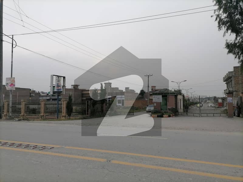 ورسک روڈ پشاور میں 8 مرلہ رہائشی پلاٹ 62.0 لاکھ میں برائے فروخت۔