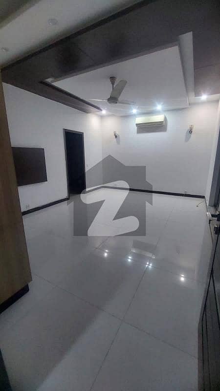 Flat In Very Good Location Formanites Housing Society Lahore