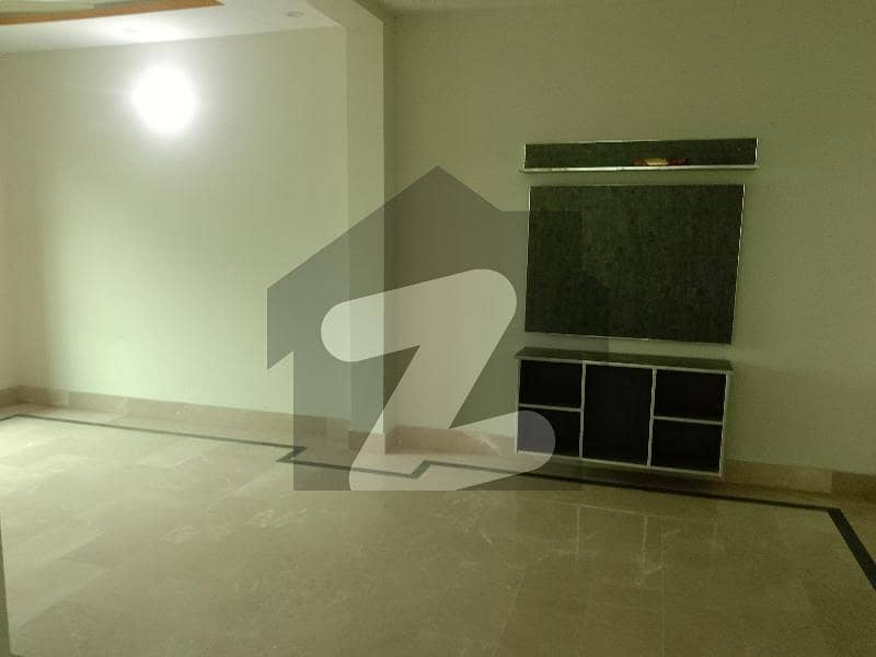 upper portion for rent in state life near DHA phase 5