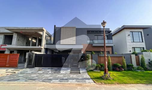 1 Kanal Full Luxury, Near to Mall, Modern House For Sale in Lake City