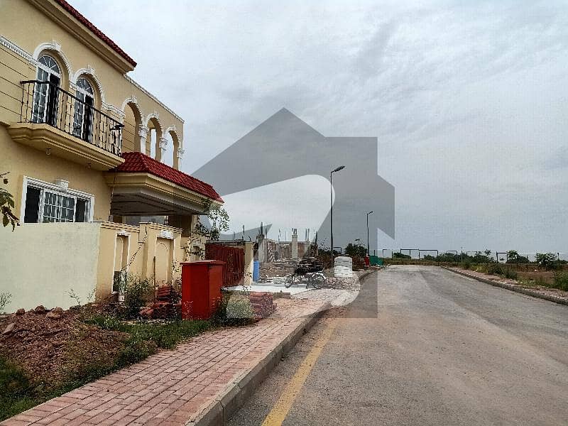 10 Marla Possession Able Plot Available For Sale Near To Main Gate, Mosque & Zoo!!