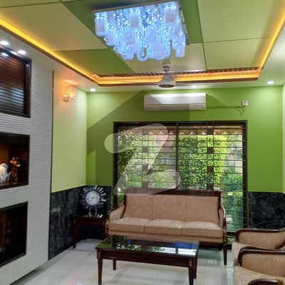 14 Marla 100 Ft Road Like Brand New House For Sale In Block F2