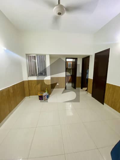 ڈی ایچ اے فیز 2 ایکسٹینشن ڈی ایچ اے ڈیفینس,کراچی میں 2 کمروں کا 4 مرلہ فلیٹ 45.0 ہزار میں کرایہ پر دستیاب ہے۔