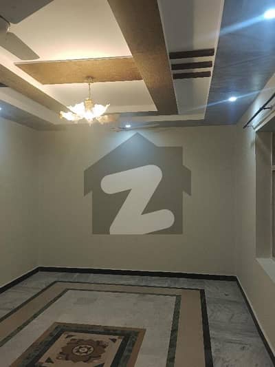 In Satellite Town - 6th Road Of Rawalpindi, A 15 Marla Building Is Available