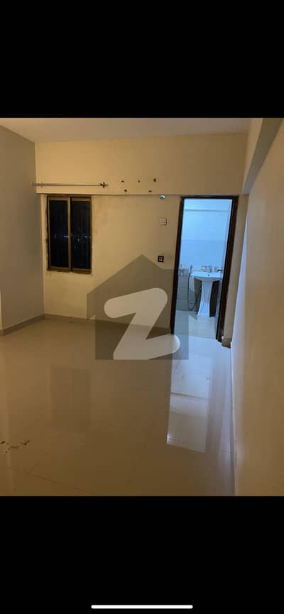 1700 Square Feet Flat For sale In The Perfect Location Of Diamond Residency
