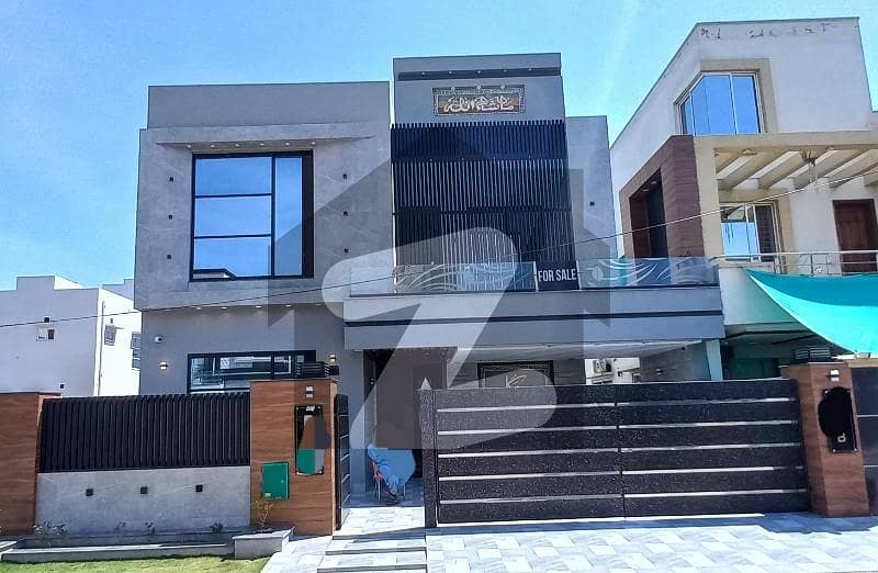 10 Marla Brand New Most Beautiful Bungalow For Sale In Bahria Town Lahore