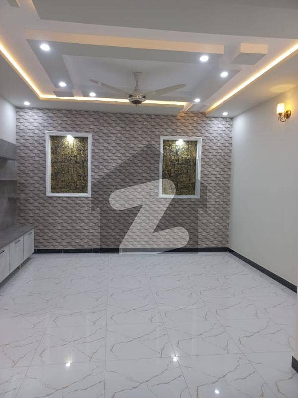 Beautiful New Ground Floor Portion For Rent Beautiful New Ground Floor Portion For Rent