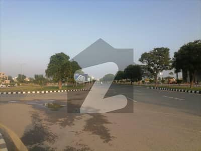 5 Marla Residential Plots For Sale On Prime Location In Lake City Lahore