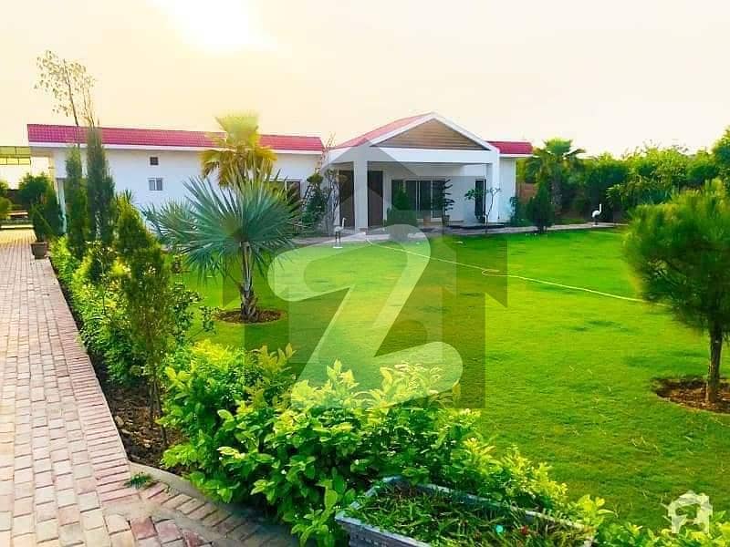 آرچرڈ گرینز بیدیاں روڈ,لاہور میں 4 کمروں کا 2 کنال فارم ہاؤس 90.0 لاکھ میں برائے فروخت۔