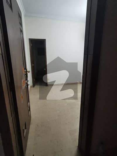Room For Rent In F-11