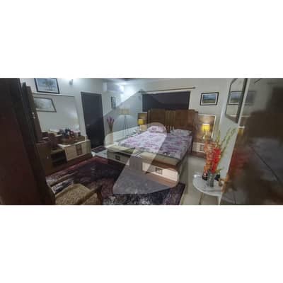 عسکری 6 پشاور میں 2 کمروں کا 8 مرلہ پینٹ ہاؤس 2.25 کروڑ میں برائے فروخت۔