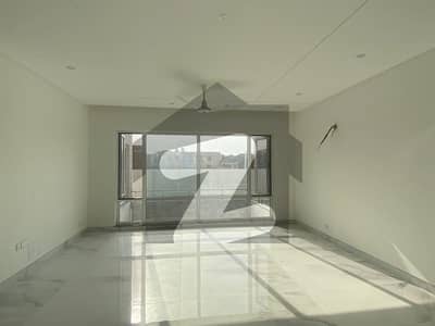 DHA Lahore 1 Kanal Brand New Mazhar Munir Design House With 100% Original Pics Available For Rent