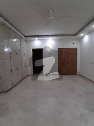 House For Sale 1 Kanal At Prime Location Of Gulberg