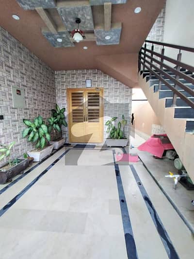 سادی ٹاؤن - بلاک 2 سعدی ٹاؤن,سکیم 33,کراچی میں 6 کمروں کا 10 مرلہ مکان 3.75 کروڑ میں برائے فروخت۔