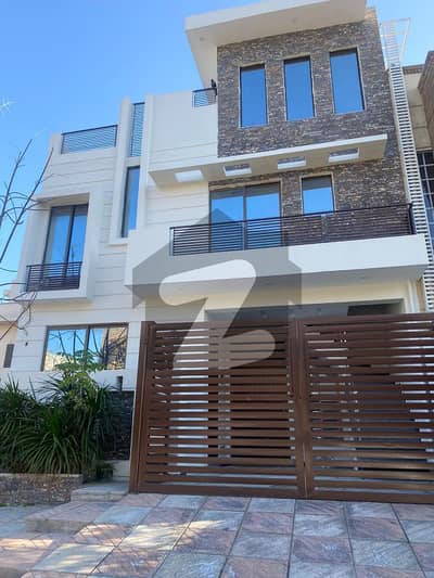 CDA SECTOR D-12/4 (25*40) 5 BEDROOMS HOUSE FOR RENT