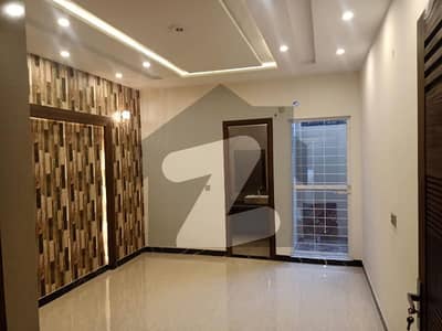 10 Marla House In Johar Town For Sale At Good Location