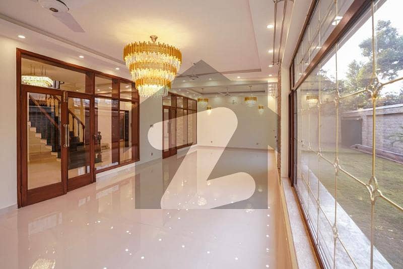 ایف ۔ 6 اسلام آباد میں 5 کمروں کا 1 کنال مکان 9.0 لاکھ میں کرایہ پر دستیاب ہے۔