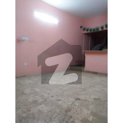 Bufferzone - Sector 15-A/1 Flat Sized 750 Square Feet Is Available