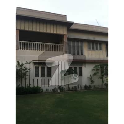 ایس ایم سی ایچ ایس ۔ سندھی مسلم سوسائٹی جمشید ٹاؤن,کراچی میں 10 کمروں کا 2 کنال مکان 10.0 لاکھ میں کرایہ پر دستیاب ہے۔