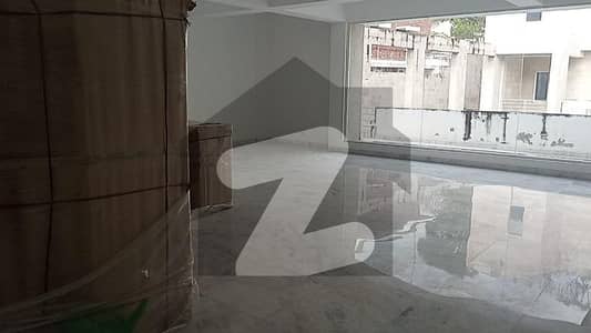 ایف ۔ 10 اسلام آباد میں 4 مرلہ Studio دکان 7.0 لاکھ میں کرایہ پر دستیاب ہے۔