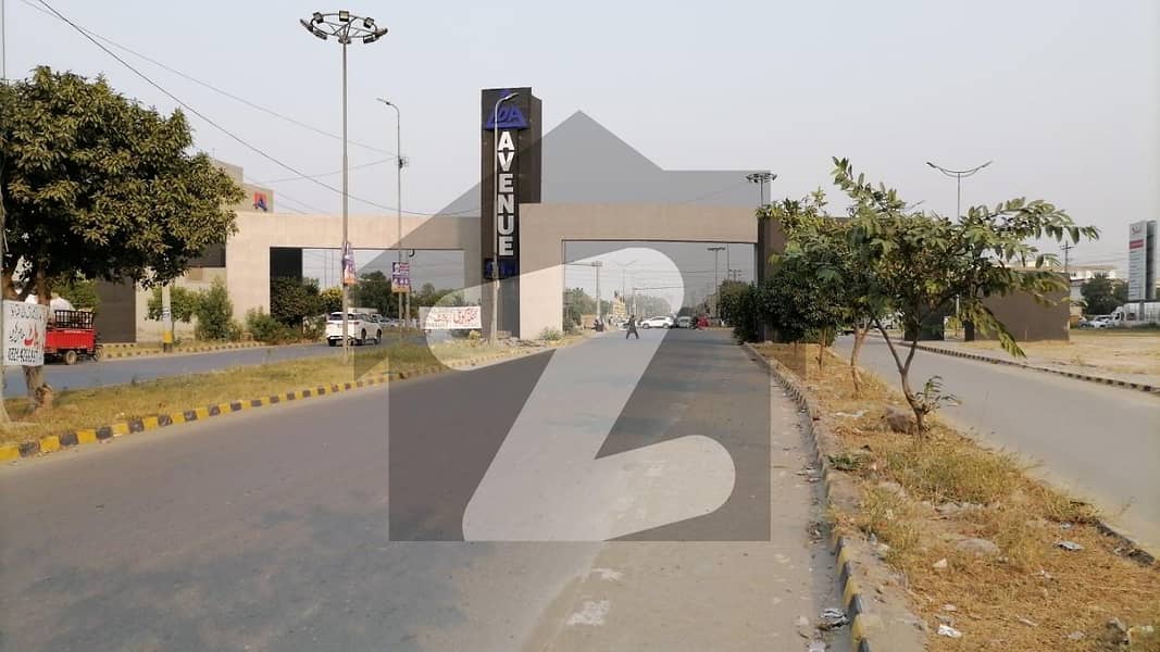 ایل ڈی اے ایوینیو لاہور میں 10 مرلہ رہائشی پلاٹ 85.0 لاکھ میں برائے فروخت۔