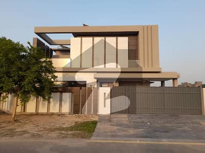 1 Kanal House Is Available For Rent In Dha Phase 7 Block R, Lahore.