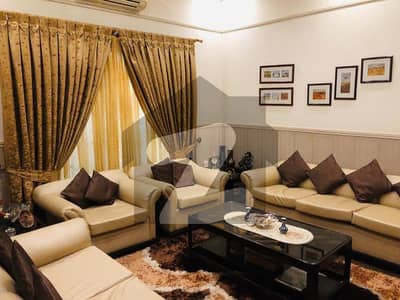 گلشنِ راوی لاہور میں 4 کمروں کا 7 مرلہ مکان 3.0 کروڑ میں برائے فروخت۔