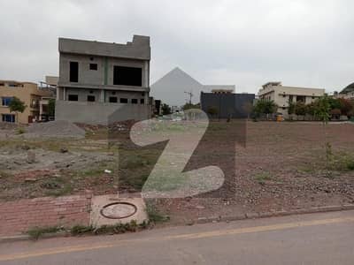 Bahria Enlcave Sector C-1 10 Marla Plot Near To Boulevard Available For Sale In Prime Location. Reasonable Demand.