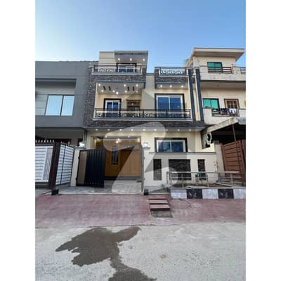 4 Marla Brand New House For Sale In G-14/4
