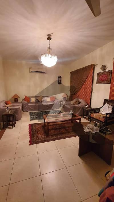 ڈی ایچ اے فیز 4 ڈی ایچ اے ڈیفینس,کراچی میں 3 کمروں کا 12 مرلہ مکان 5.45 کروڑ میں برائے فروخت۔
