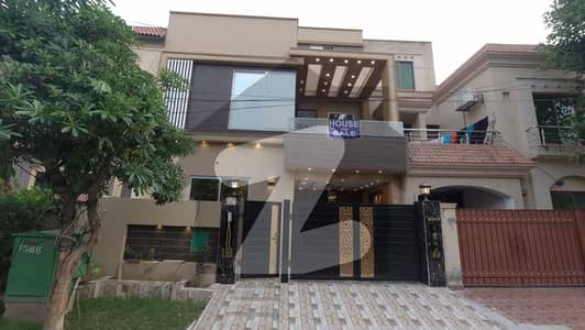 5 Marla Brand New House For Sale In Aa Block Sector D Bahria Town