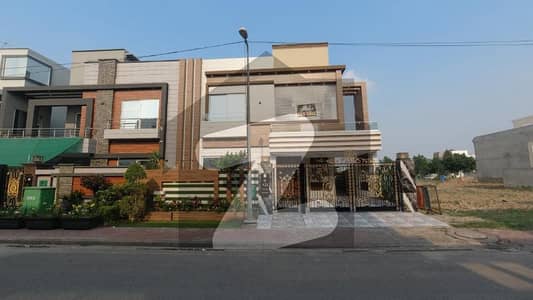 10 Marla House Is Available For Sale In Bahria Town Sector E Talha Block Lahore