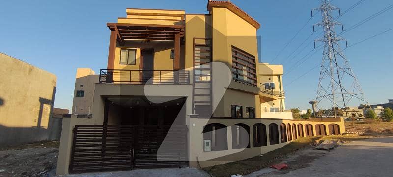 bahria town phase 8 10 Marla designer house double unit on investor rate