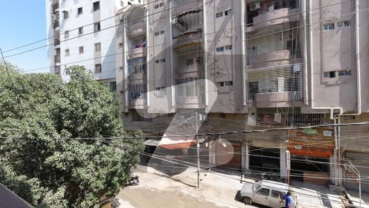 نارتھ ناظم آباد ۔ بلاک سی نارتھ ناظم آباد,کراچی میں 3 کمروں کا 8 مرلہ بالائی پورشن 2.35 کروڑ میں برائے فروخت۔