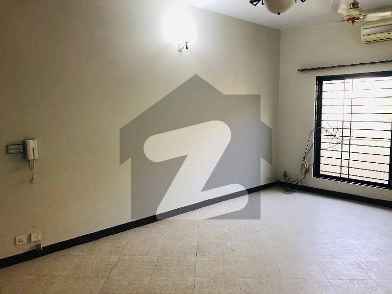 5 Bed 10 Marla Sd House For Rent In Askari 14