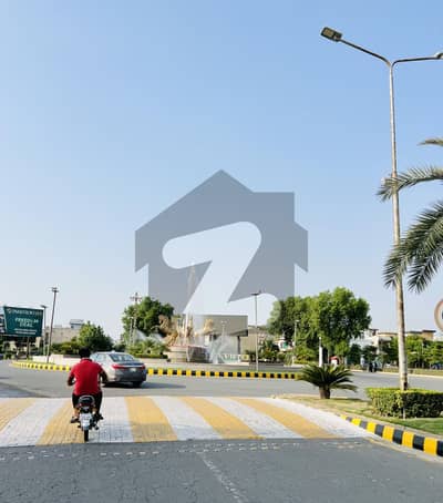 5 Marla Residential Plot Urgent For Sale In Park View City Lahore