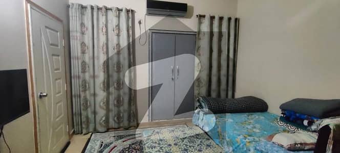 A Spacious Prime Location 120 Square Yards House In Bufferzone - Sector 15-A/4 For Sale
