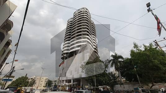 کنٹری ہائٹس سکیم 33,کراچی میں 3 کمروں کا 9 مرلہ فلیٹ 5.5 کروڑ میں برائے فروخت۔