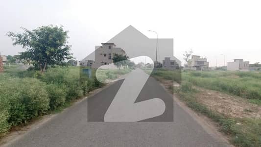 5 marla residential plot for sale D block 9 town DHA lahore
