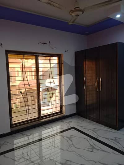 بحریہ نشیمن لاہور میں 3 کمروں کا 5 مرلہ مکان 40.0 ہزار میں کرایہ پر دستیاب ہے۔