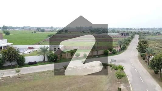 Corner Farm House Plot Is Up For Sale In Lahore Greenz Bedian Road