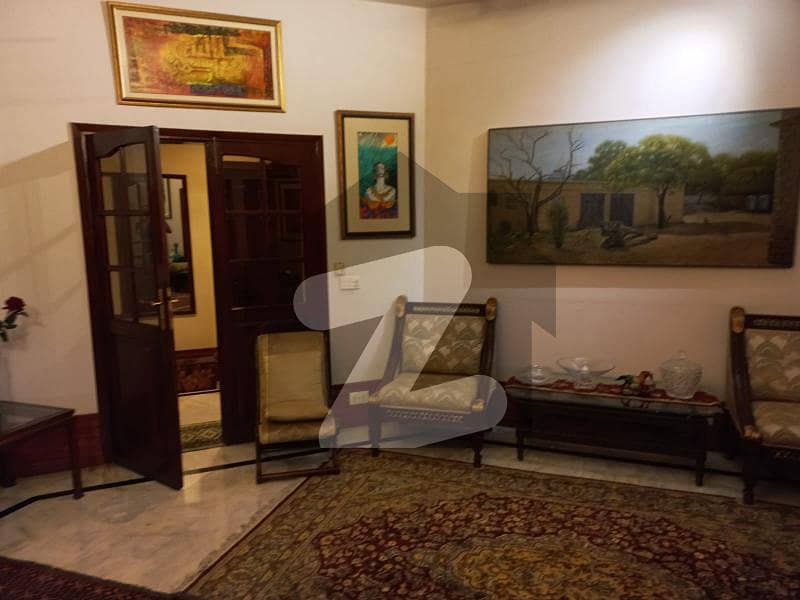 ڈی ایچ اے فیز 7 ڈی ایچ اے ڈیفینس,کراچی میں 4 کمروں کا 1 کنال مکان 10.0 کروڑ میں برائے فروخت۔