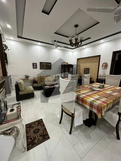 پنجاب کوآپریٹو ہاؤسنگ سوسائٹی لاہور میں 4 کمروں کا 10 مرلہ مکان 3.65 کروڑ میں برائے فروخت۔