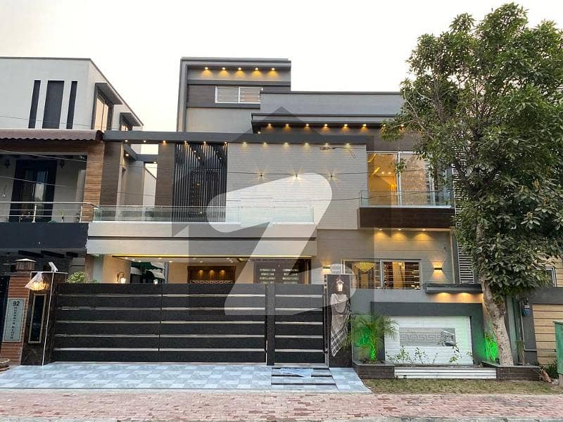 10 Marla Beautiful First Entry House For Rent In Sector E Bahira Town Lahore