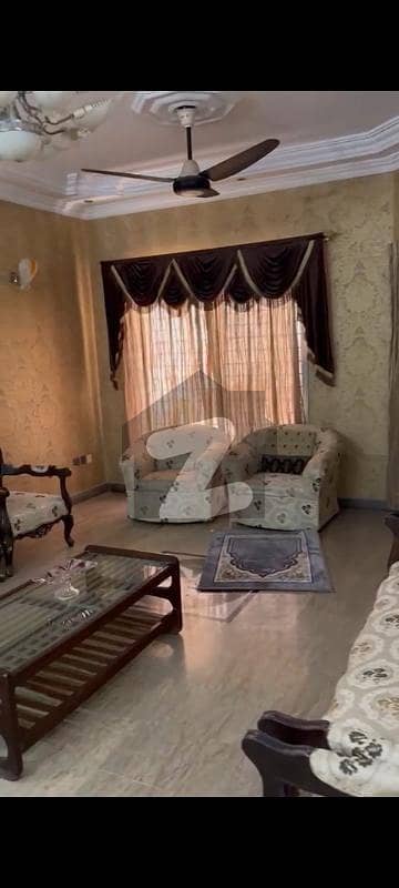 شادمان ٹاؤن - سیکٹر 14 / اے شادمان,نارتھ ناظم آباد,کراچی میں 7 کمروں کا 1 کنال مکان 9.0 کروڑ میں برائے فروخت۔