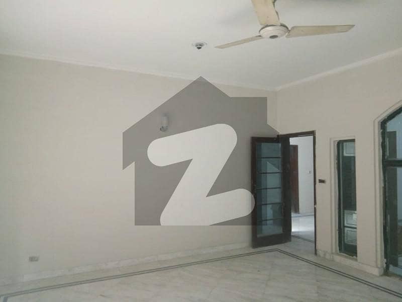 COMMERCIAL BUILDING FOR RENT MAIN BOULEVARD GULBERG II LAHORE