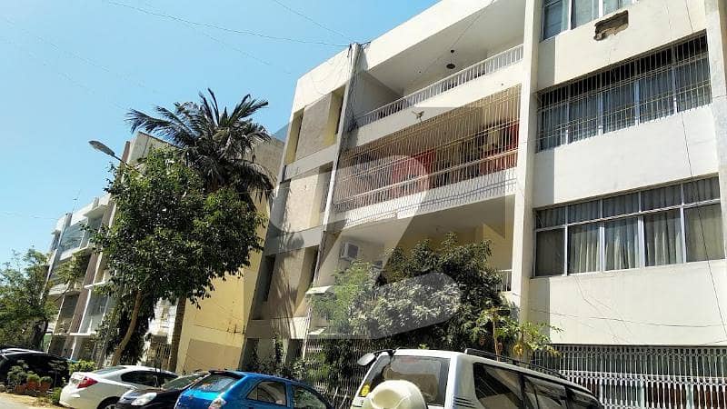عسکری 4 گلستانِ جوہر,کراچی میں 3 کمروں کا 11 مرلہ فلیٹ 4.85 کروڑ میں برائے فروخت۔