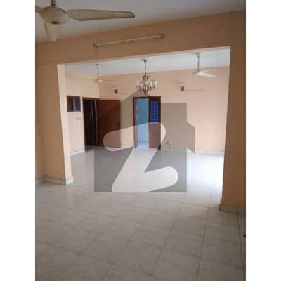 Apartment 3 Bed Available For Rent