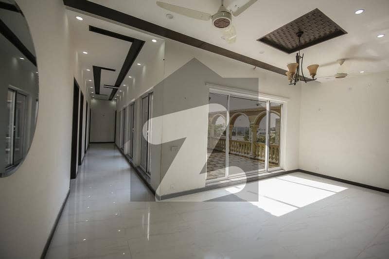 1 KANAL UPPER PORTION AVAILABLE FOR RENT IN DHA PHASE 7